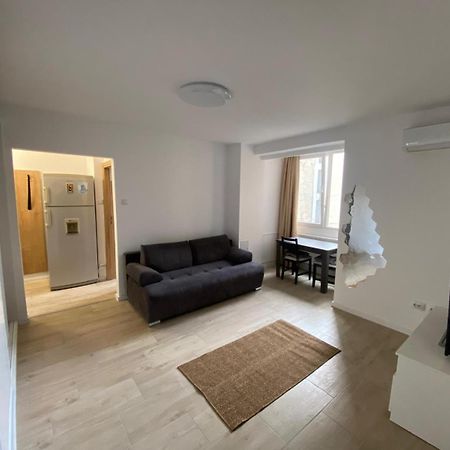 Apartament Universitate Daire Bükreş Dış mekan fotoğraf